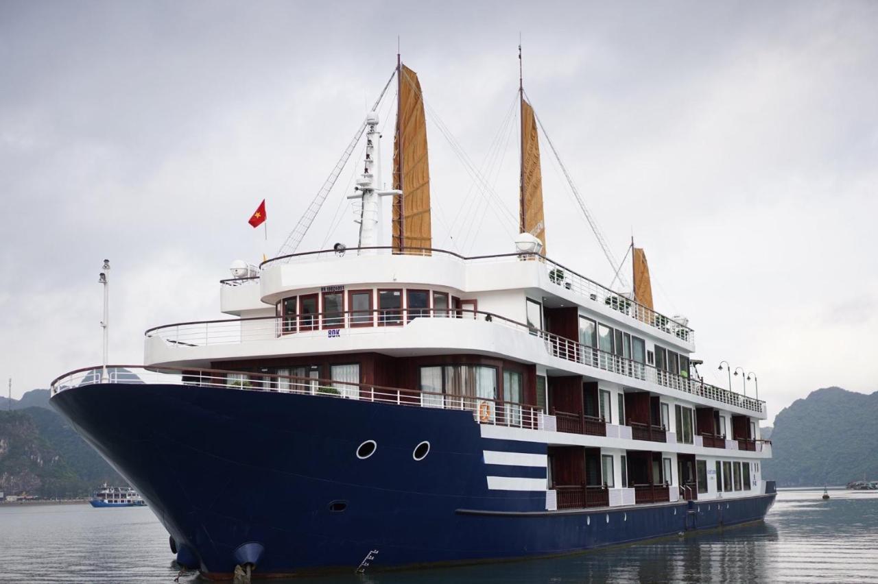 Hotel Erina Cruise By Hag Ha Long Esterno foto