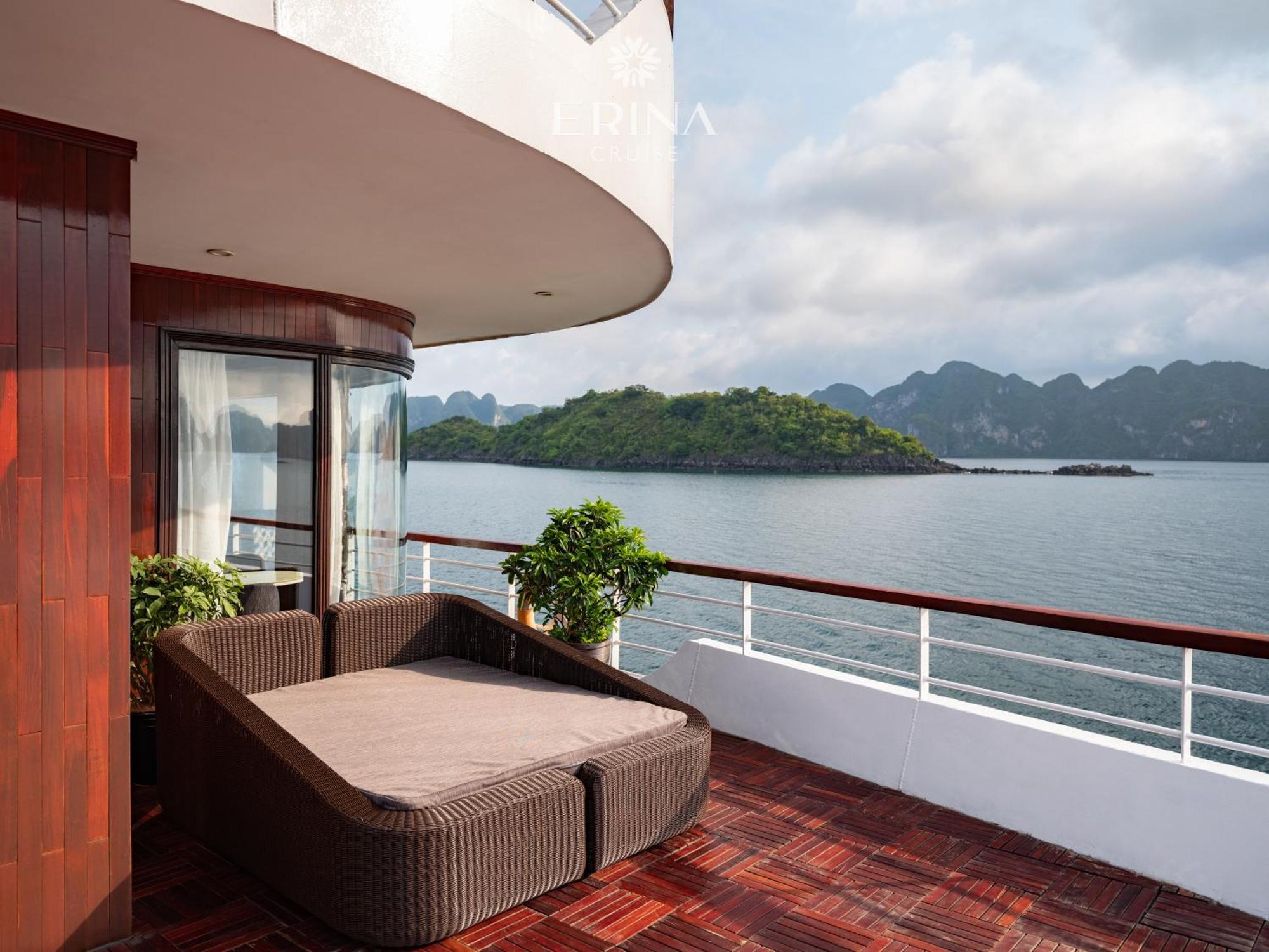 Hotel Erina Cruise By Hag Ha Long Esterno foto